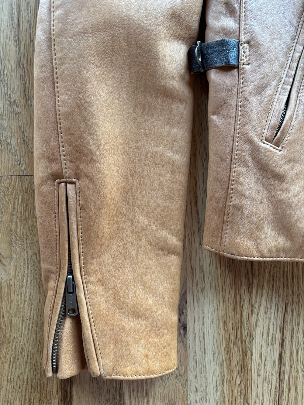 Cafe Racer Jacket - Picture 3 of 8
